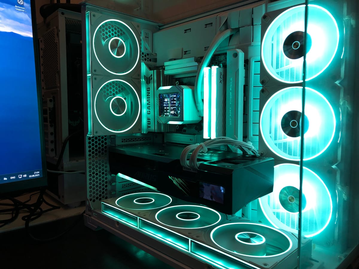 White Setup на базе BTF: Ryzen 7 7700X и Radeon RX 6800 XT